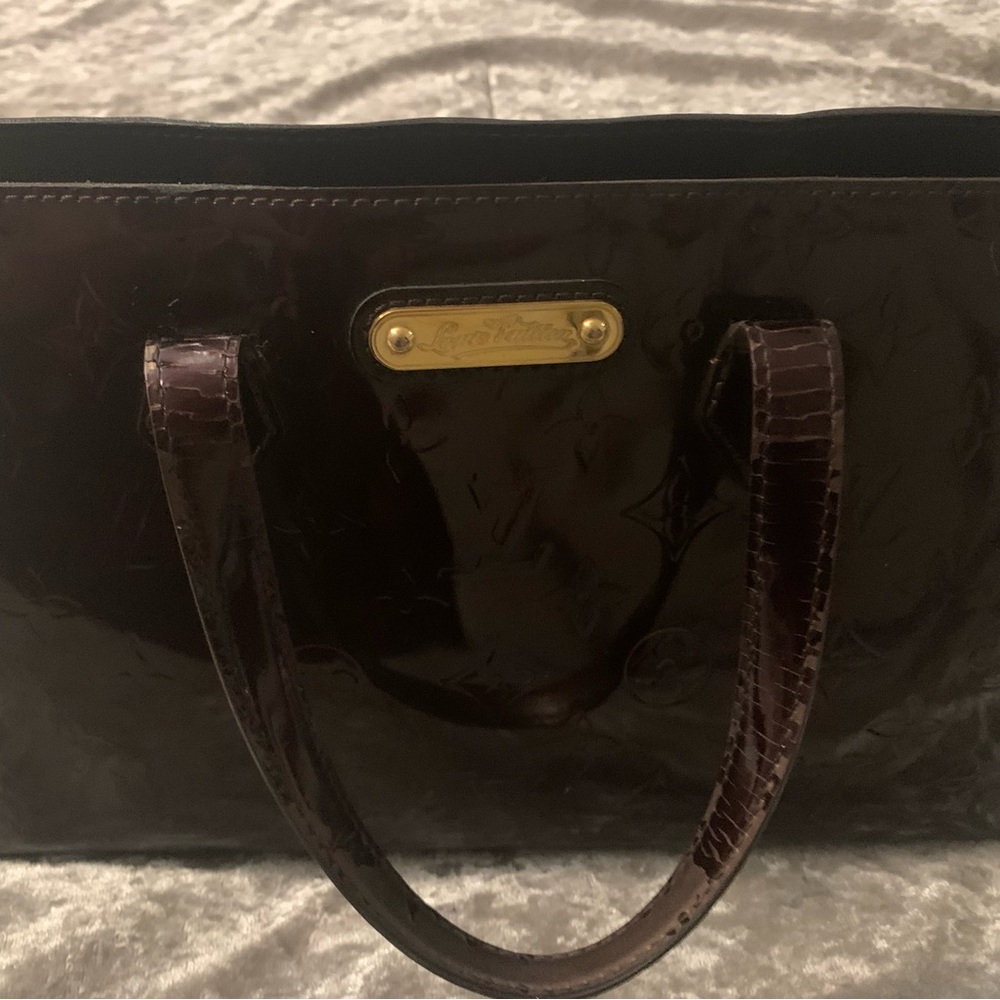 Authentic Louis Vuitton Wilshire PM Monogram Vernis Tote Hand Bag